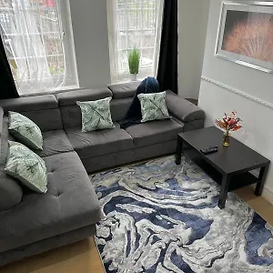 Apartment 2 Bedroom Flat, 2 Minutes Walk To Bethnalgreen Station,